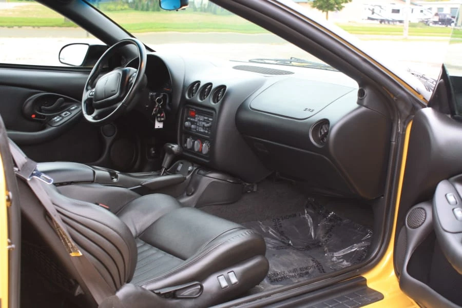 2002 Pontiac Firebird Trans Am 4th Gen - Image 5 of 12