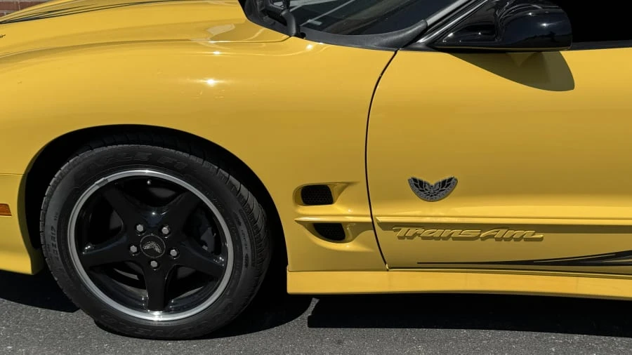 2002 Pontiac Firebird Trans Am 4th Gen - Image 5 of 11