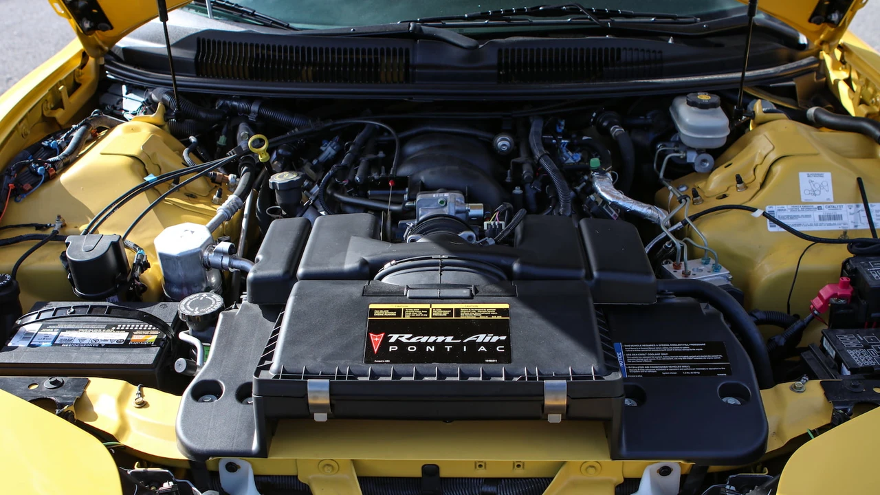 2002 Pontiac Firebird Trans Am 4th Gen - Image 5 of 31