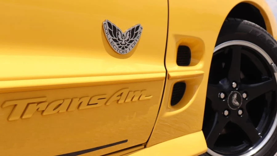 2002 Pontiac Firebird Trans Am 4th Gen - Image 11 of 29