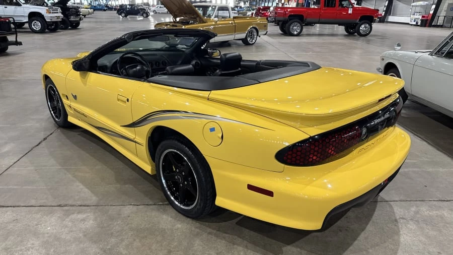 2002 Pontiac Firebird Trans Am 4th Gen - Image 4 of 8