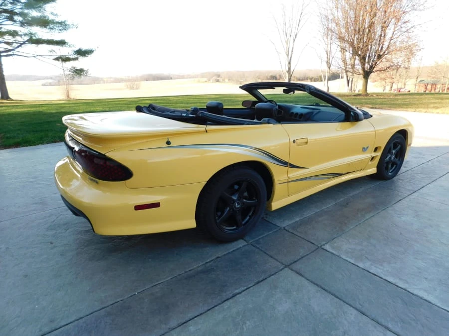2002 Pontiac Firebird Trans Am 4th Gen - Image 10 of 13