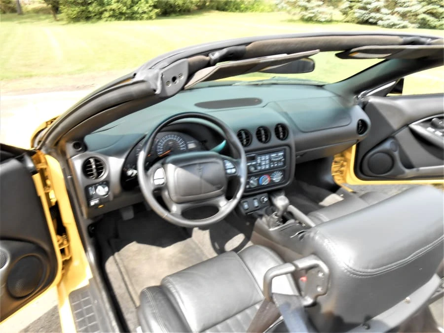 2002 Pontiac Firebird Trans Am 4th Gen - Image 15 of 24