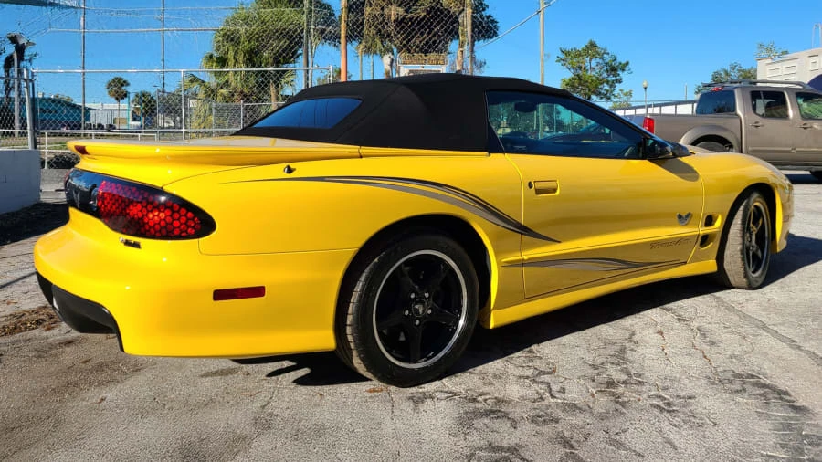 2002 Pontiac Firebird Trans Am 4th Gen - Image 2 of 15