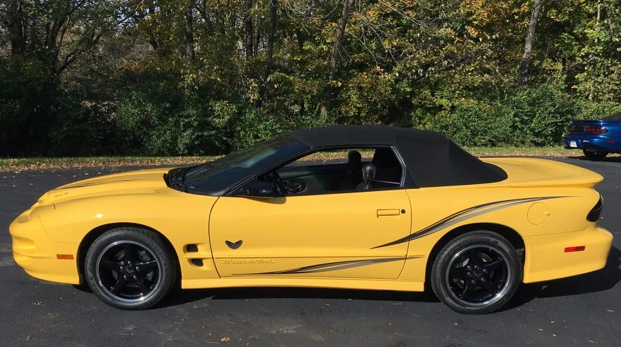 2002 Pontiac Firebird Trans Am 4th Gen - Image 2 of 9