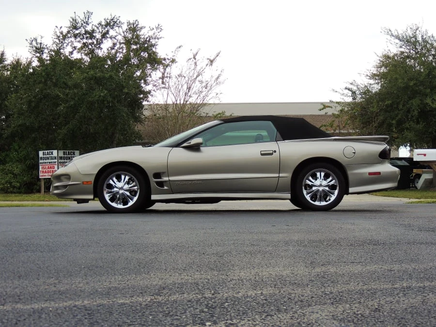 2002 Pontiac Firebird Trans Am 4th Gen - Image 2 of 12
