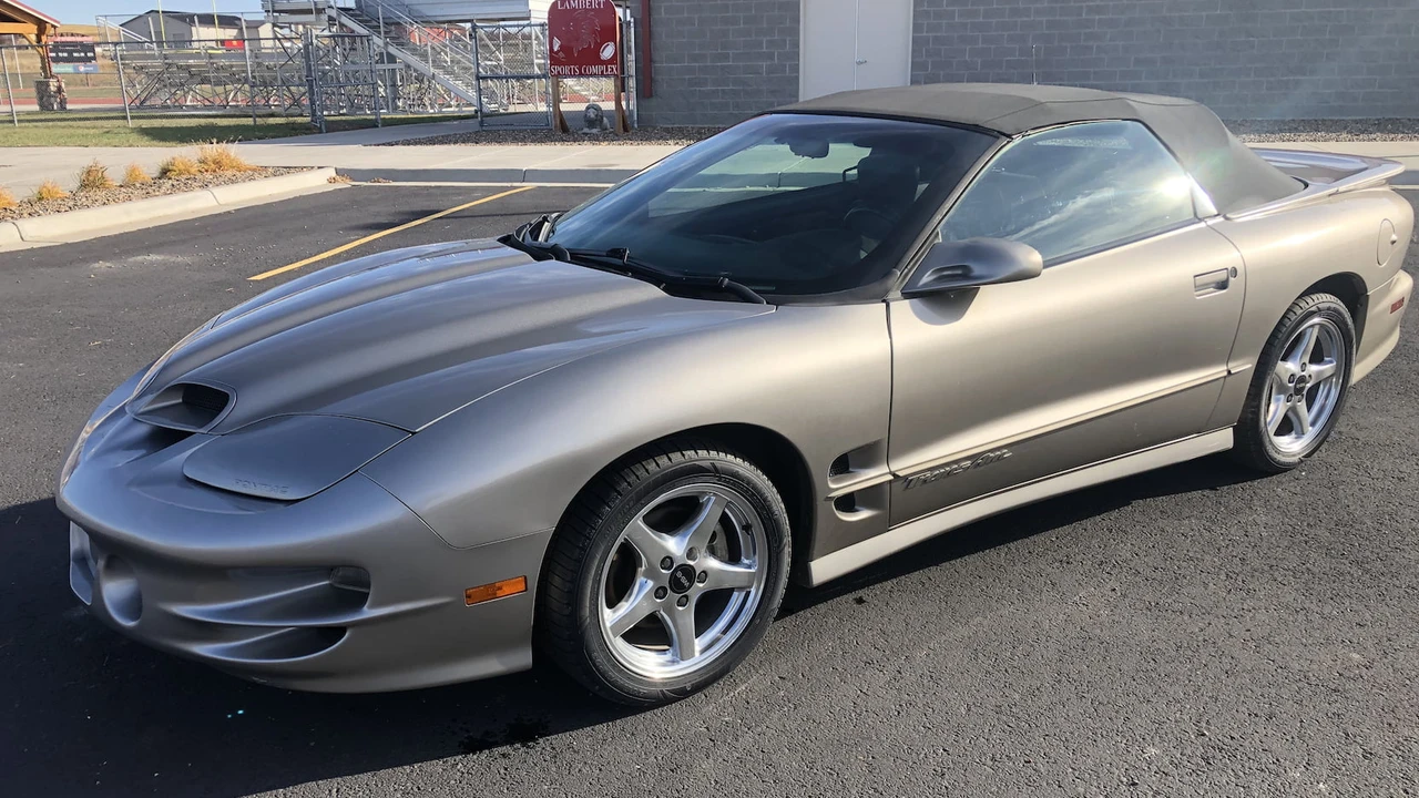 2002 Pontiac Firebird Trans Am 4th Gen - Image 10 of 10