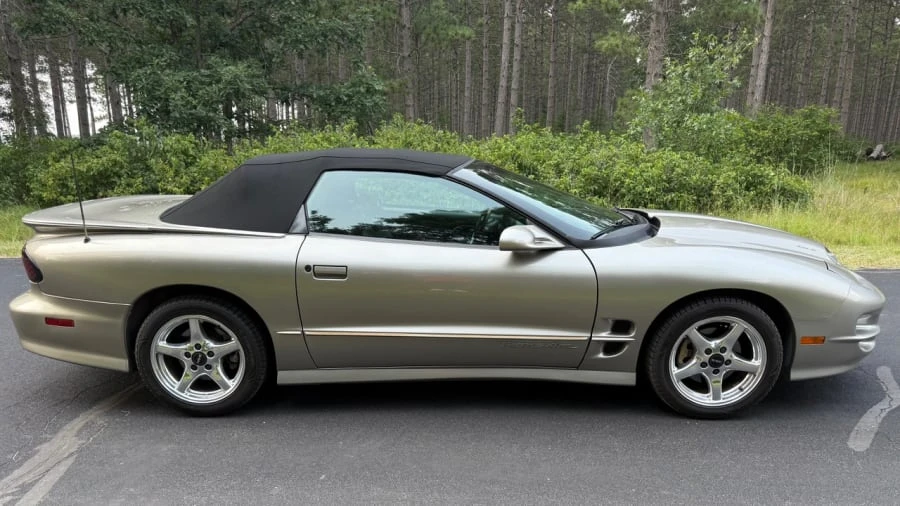 2002 Pontiac Firebird Trans Am 4th Gen - Image 2 of 20