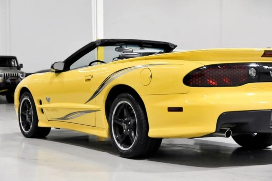 2002 Pontiac Firebird Trans Am 4th Gen - Image 7 of 8