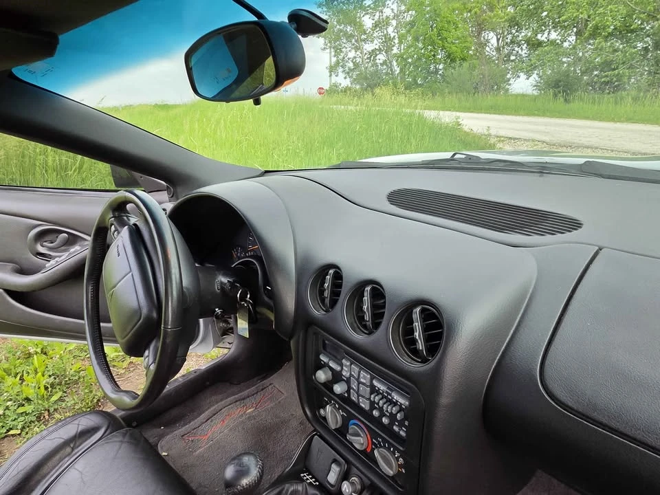 2002 Pontiac Firebird Trans Am 4th Gen - Image 13 of 17