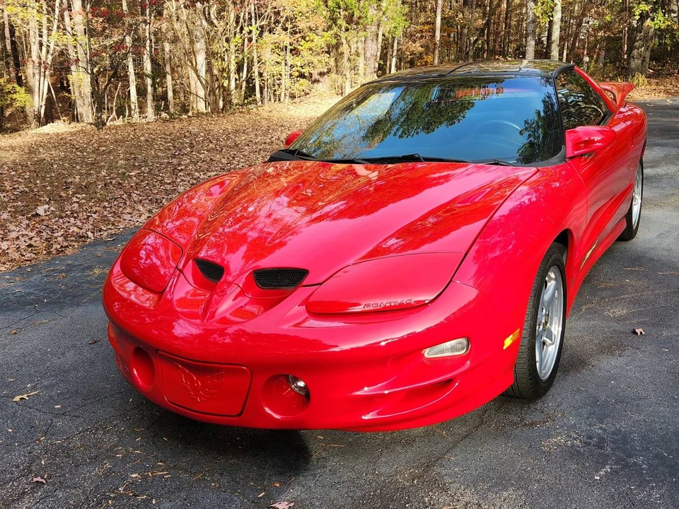 2002 Pontiac Firebird Trans Am 4th Gen - Image 2 of 10