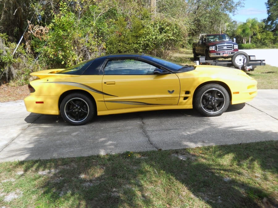 2002 Pontiac Firebird Trans Am 4th Gen - Image 8 of 9