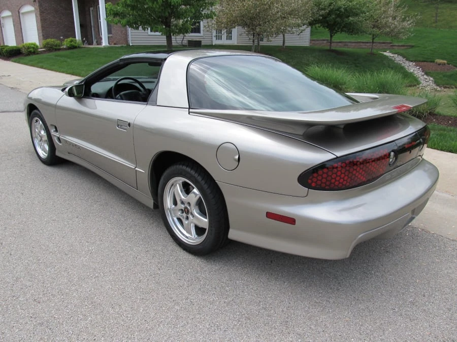2002 Pontiac Firebird Trans Am 4th Gen - Image 3 of 8