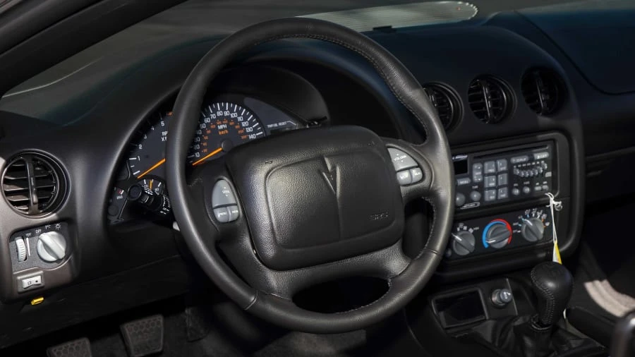 2002 Pontiac Firebird Trans Am 4th Gen - Image 6 of 12