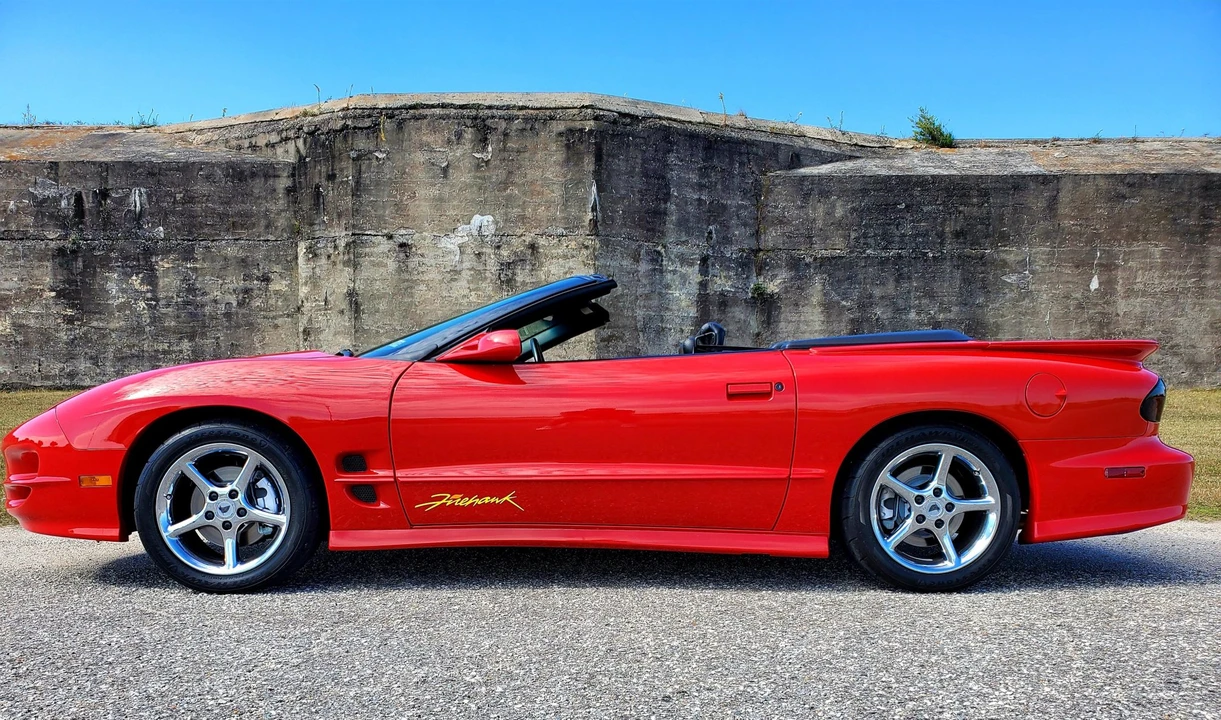 2002 Pontiac Firebird Trans Am 4th Gen - Image 11 of 31