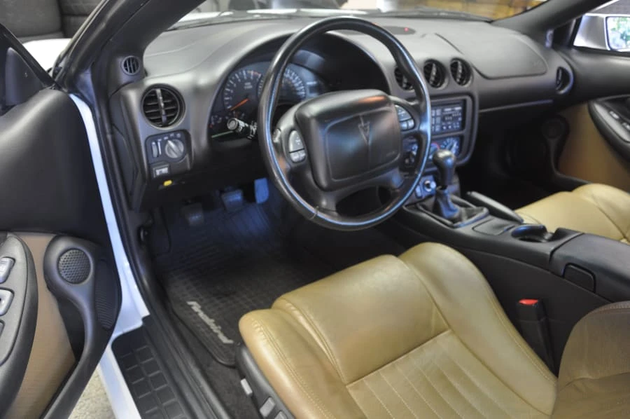 2002 Pontiac Firebird Trans Am 4th Gen - Image 4 of 7