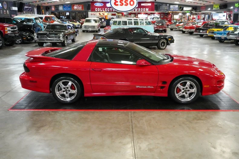 2002 Pontiac Firebird Trans Am 4th Gen - Image 16 of 31