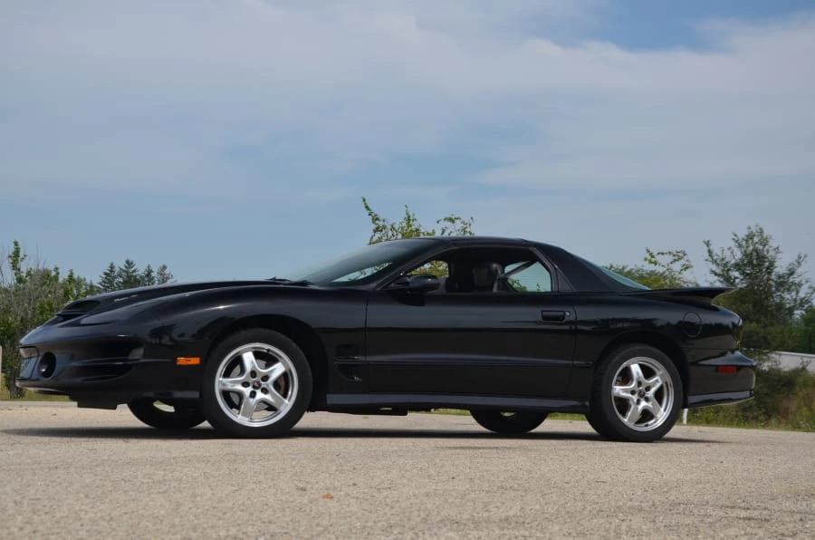 2002 Pontiac Firebird Trans Am 4th Gen - Image 2 of 8