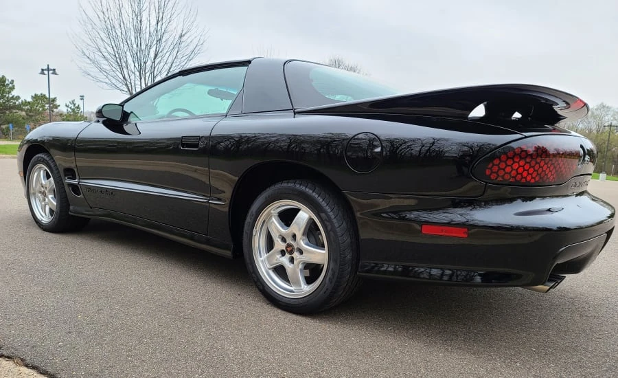 2002 Pontiac Firebird Trans Am 4th Gen - Image 2 of 31