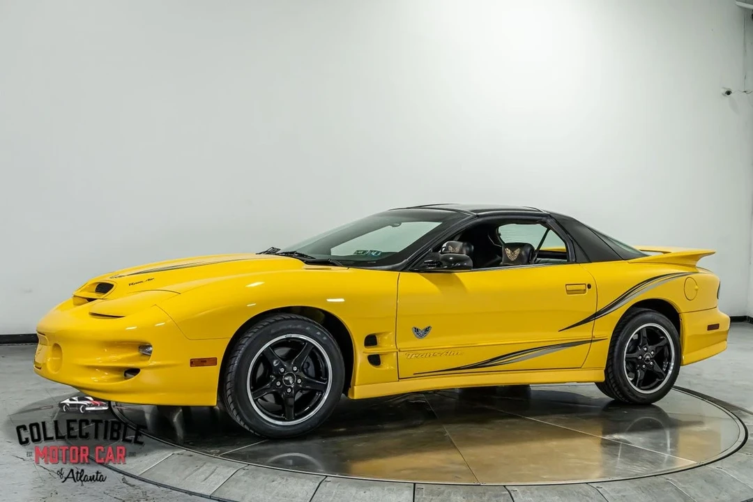 2002 Pontiac Firebird Trans Am 4th Gen - Image 11 of 21