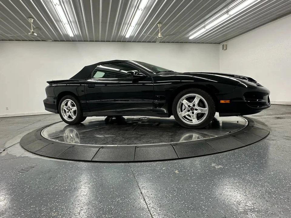 2002 Pontiac Firebird Trans Am 4th Gen - Image 2 of 25