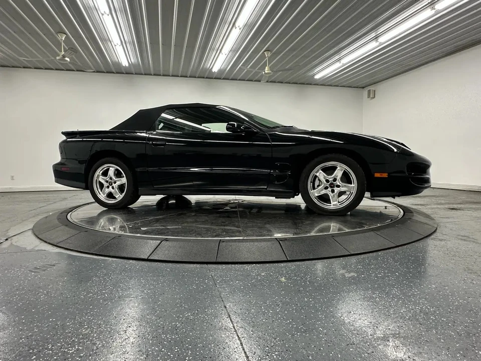 2002 Pontiac Firebird Trans Am 4th Gen - Image 15 of 25