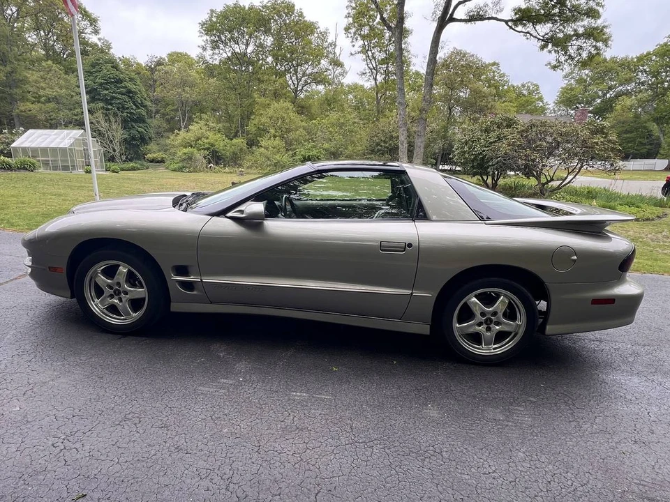 2002 Pontiac Firebird Trans Am 4th Gen - Image 2 of 24