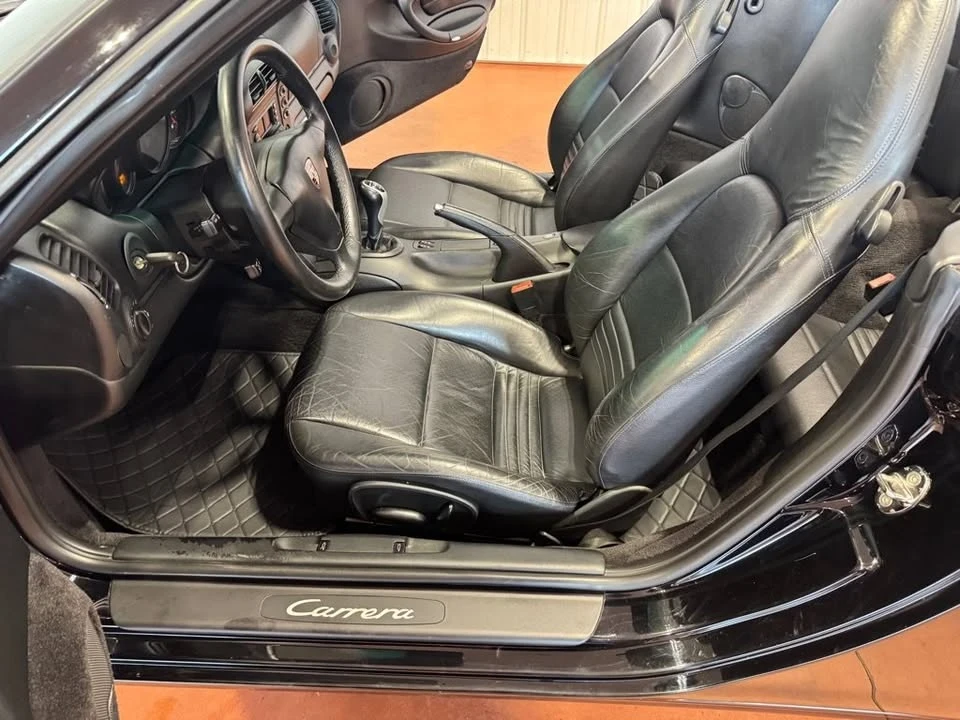 2002 Porsche 996 Carrera - Image 17 of 20