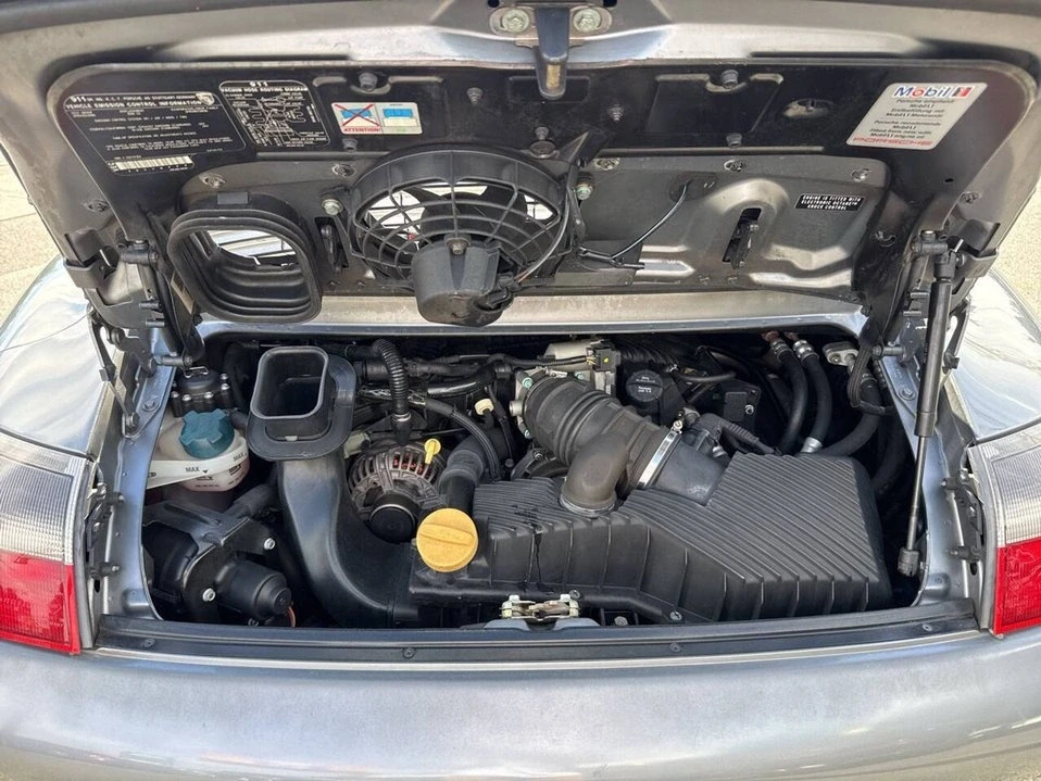 2002 Porsche 911 - Image 8 of 18