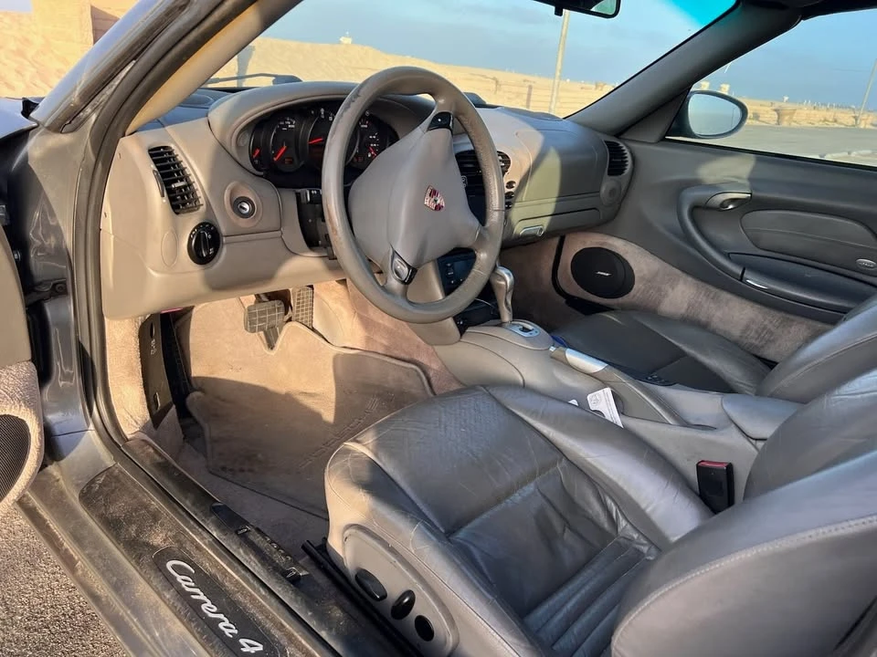2002 Porsche 996 Carrera 4 - Image 6 of 7