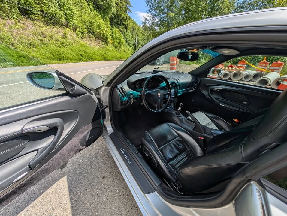 2002 Porsche 996 Carrera - Image 9 of 12