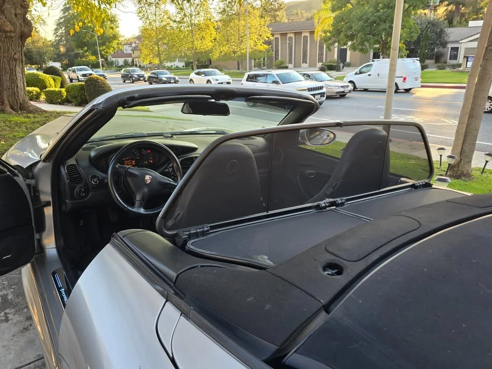 2002 Porsche 996 Carrera - Image 10 of 19