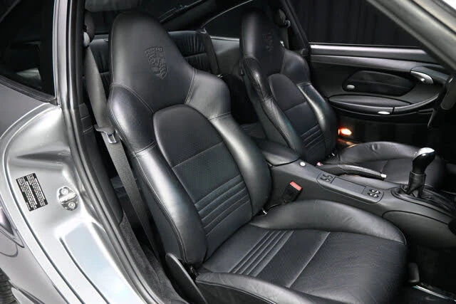 2002 Porsche 996 Carrera - Image 10 of 31