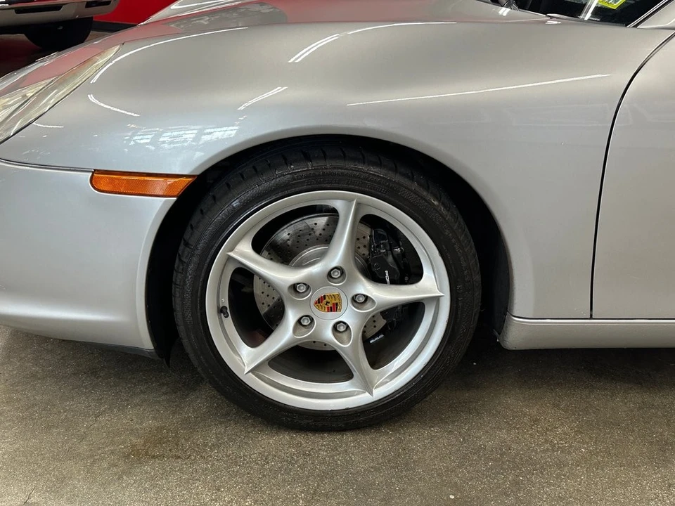 2002 Porsche 996 Carrera - Image 26 of 31