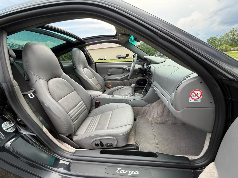 2002 Porsche 996 Carrera - Image 23 of 31