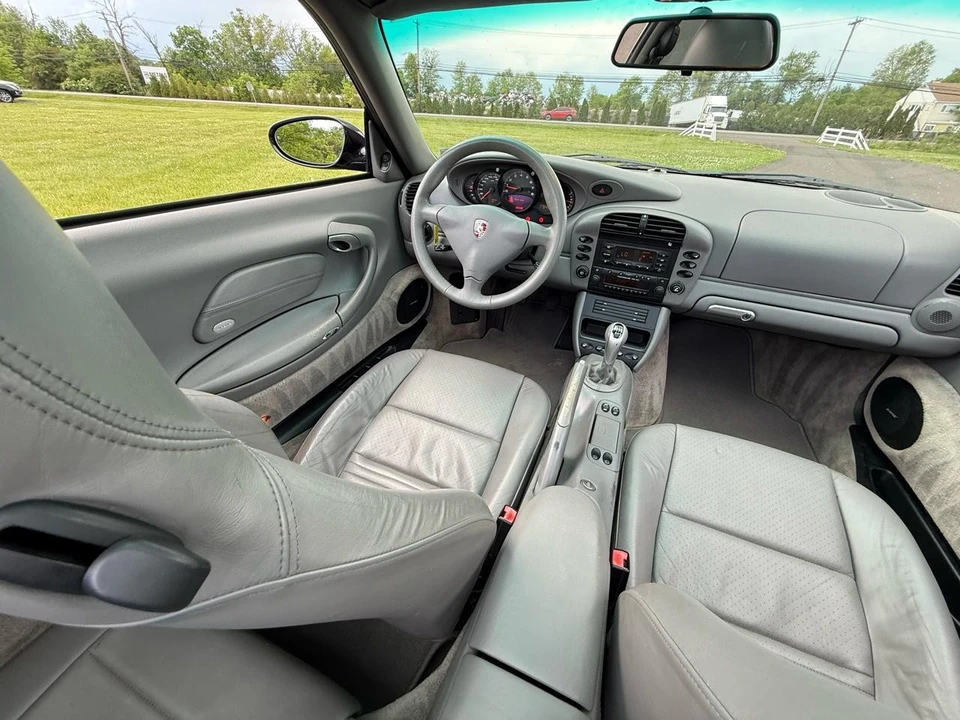 2002 Porsche 996 Carrera - Image 20 of 31