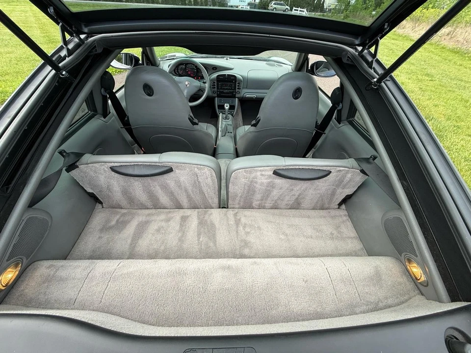 2002 Porsche 996 Carrera - Image 25 of 31