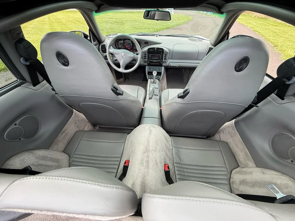 2002 Porsche 996 Carrera - Image 21 of 31
