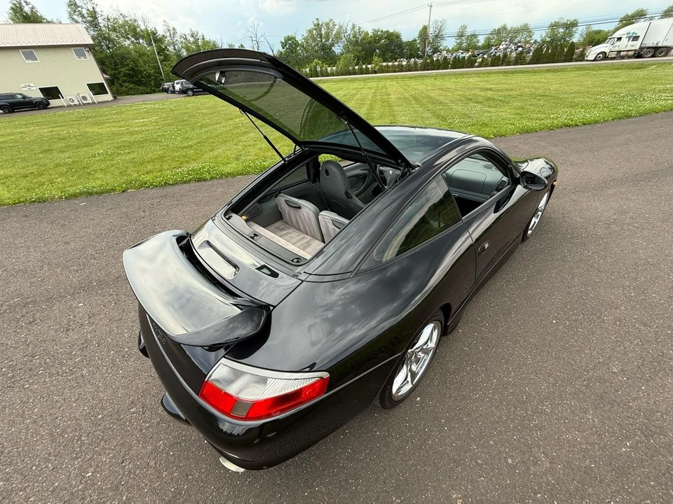 2002 Porsche 996 Carrera - Image 29 of 31