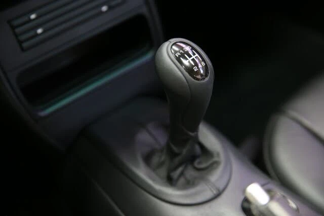 2002 Porsche 996 Carrera - Image 15 of 31