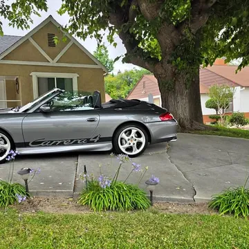 2002 Porsche 911 C4 Cabriolet