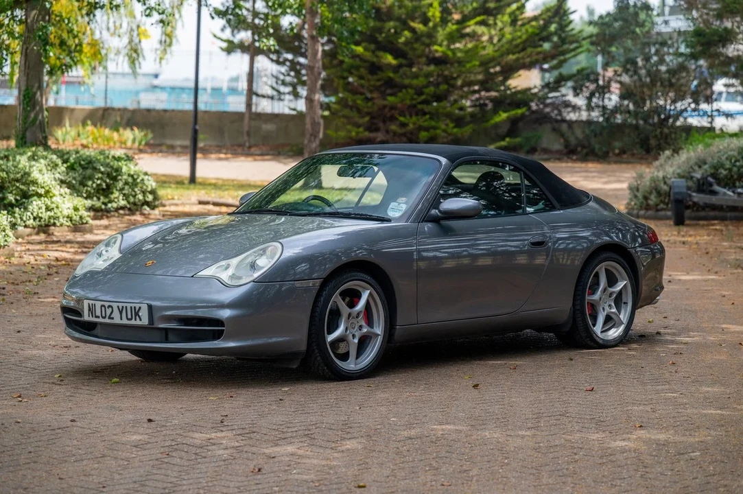 2002 Porsche 996 Carrera - Image 25 of 31