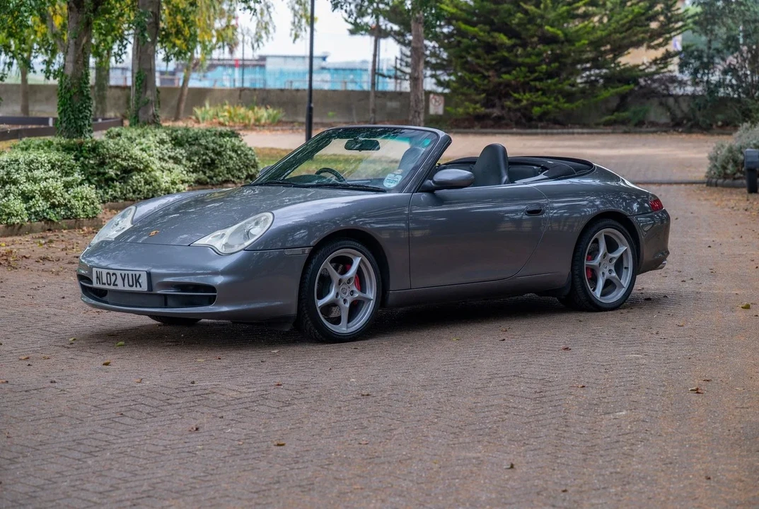 2002 Porsche 996 Carrera - Image 28 of 31