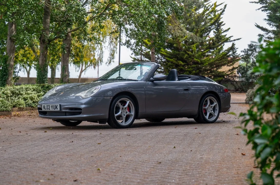 2002 Porsche 996 Carrera - Image 29 of 31