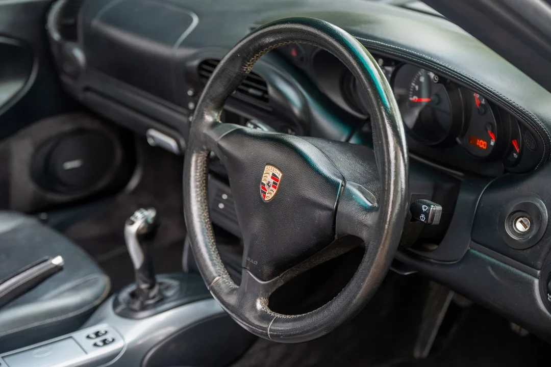 2002 Porsche 996 Carrera - Image 7 of 31