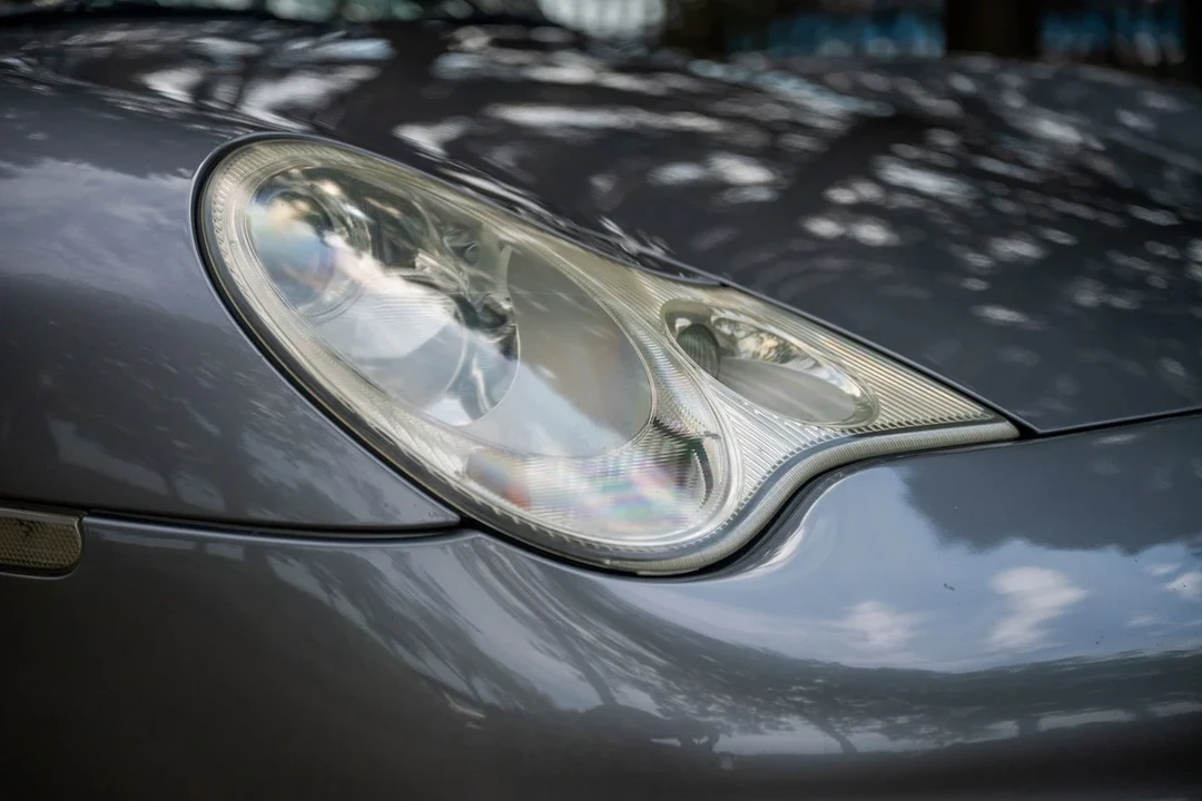 2002 Porsche 996 Carrera - Image 18 of 31