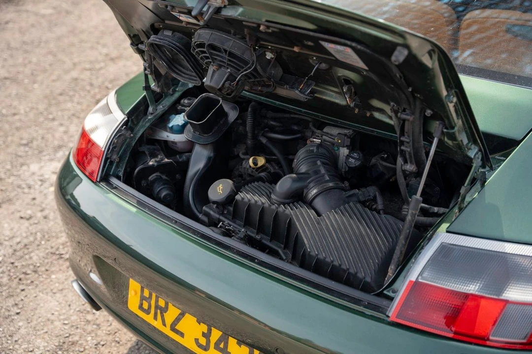 2002 Porsche 996 Carrera - Image 15 of 30