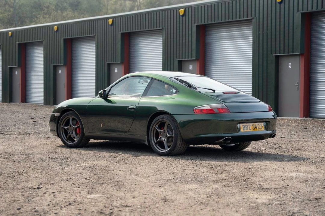 2002 Porsche 996 Carrera - Image 17 of 30