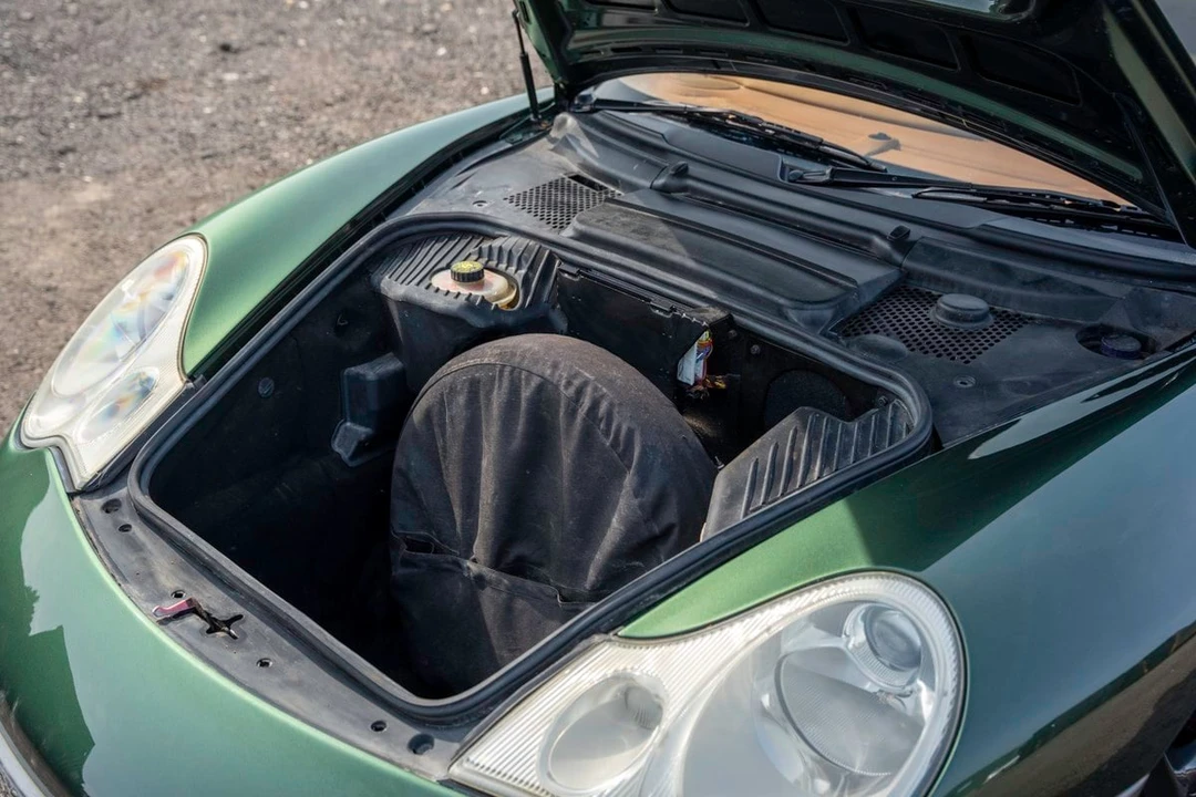 2002 Porsche 996 Carrera - Image 14 of 30