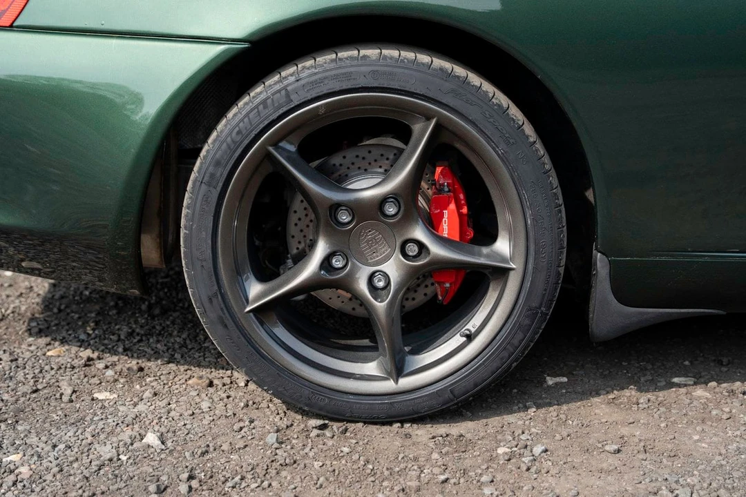 2002 Porsche 996 Carrera - Image 5 of 30